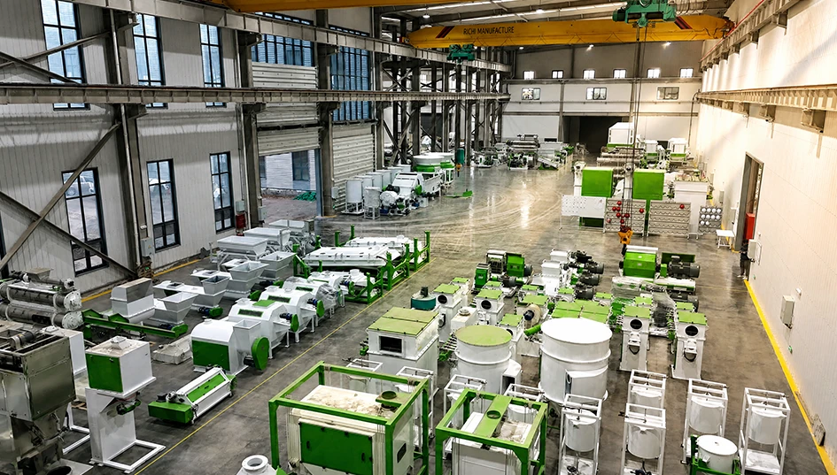 Extensive manufacturing experience in about page