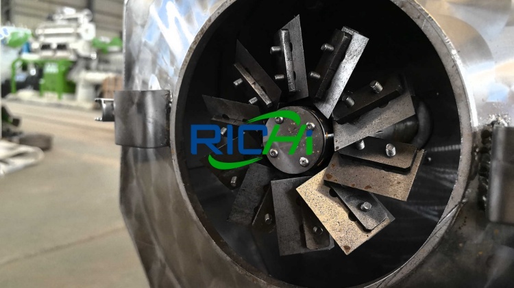 components of cutting blade device of dog food extruder machine