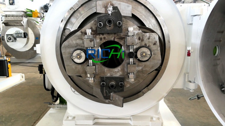 components of roller of sheep feed pellet mill