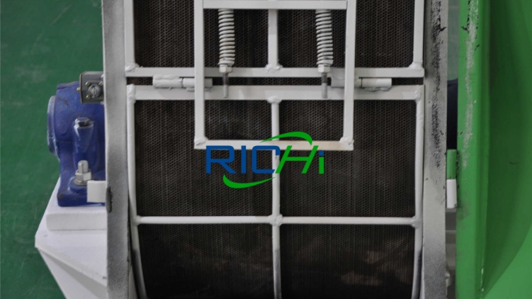 sieve mesh of tree crusher machine
