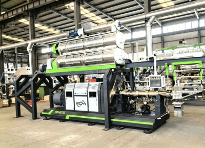 cases of dog food extruder machine in Vietnam