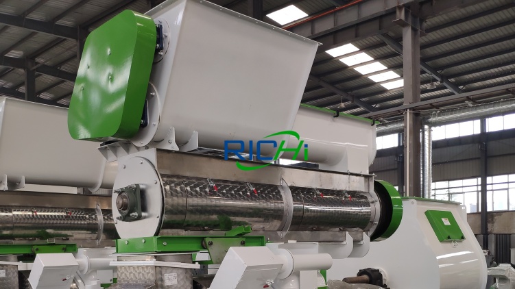variable frequency feeder of pig feed pellet mill